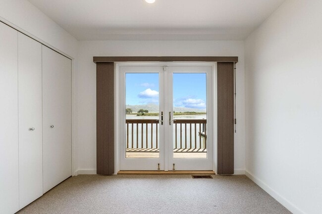 Photo - Strawberry Waterfront Residence