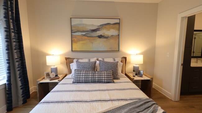 2BR, 2BA - 1,116SF - Primary Bedroom