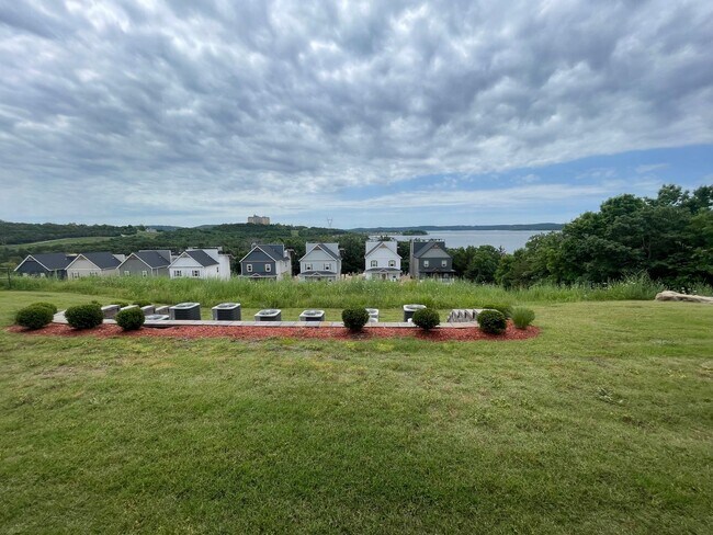 Photo - Luxury Lakeview 2 bedroom 2 bath Apartment... Unidad 123