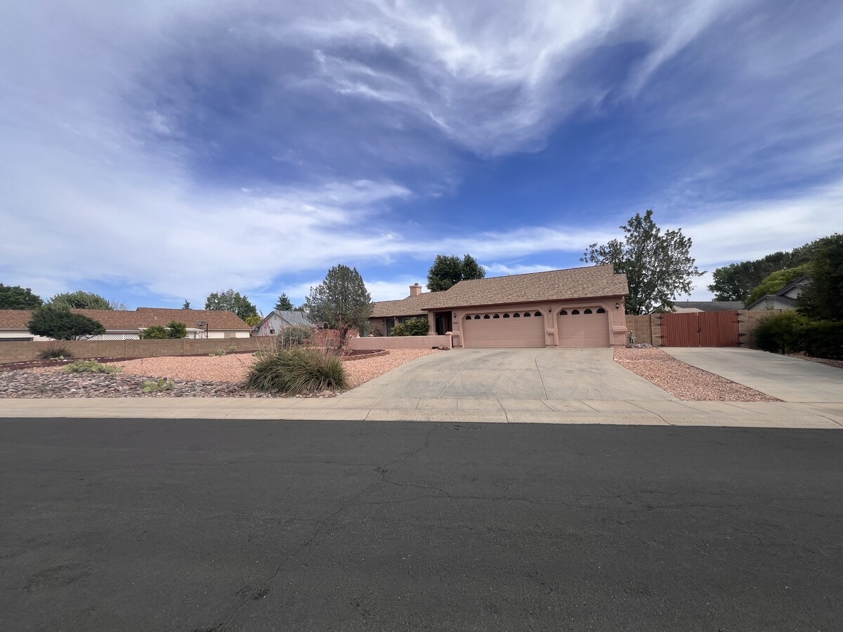 Photo - 7451 Granite View