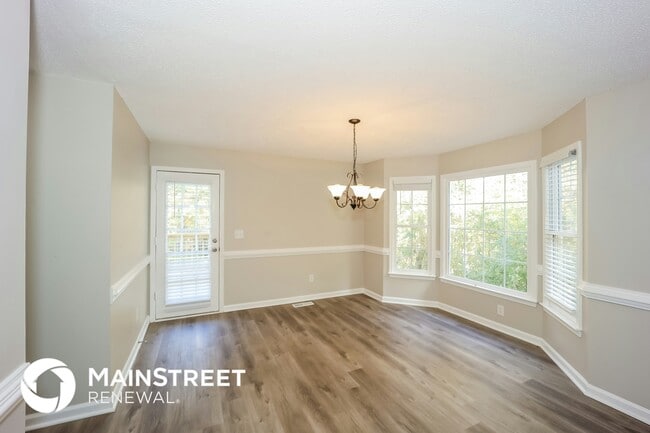 Photo - 130 Butterfield Ln