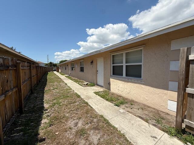 Photo - 905 9th St Townhome