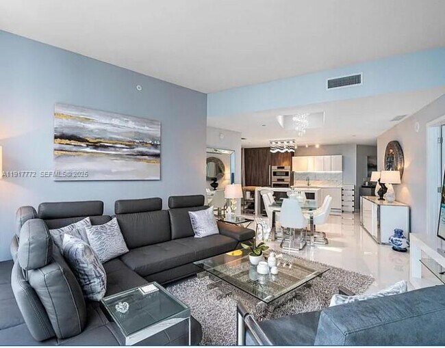 Photo - 851 NE 1st Ave Unit 3909