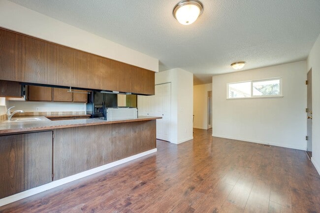 Photo - 340/342 NW North St. Unit 340