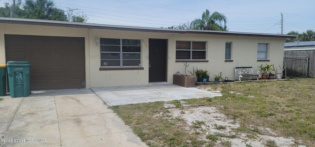 Photo - 2164 Allan Adale Rd Casa