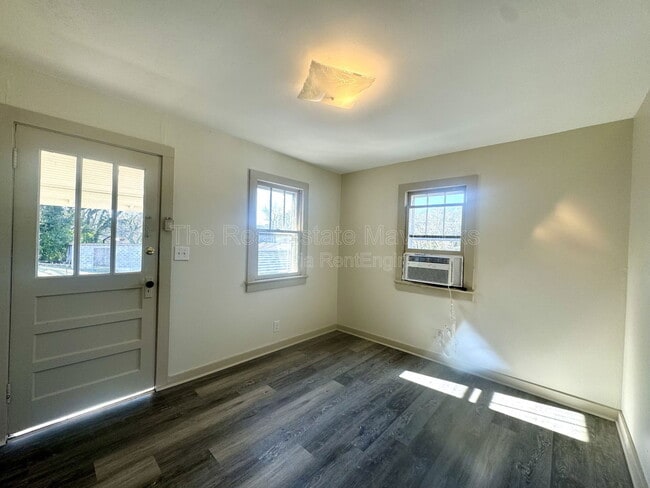 Photo - 1820 Tunnel Blvd