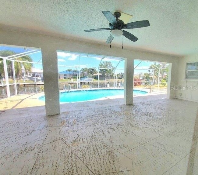 Photo - 910 Santa Brigida Ct