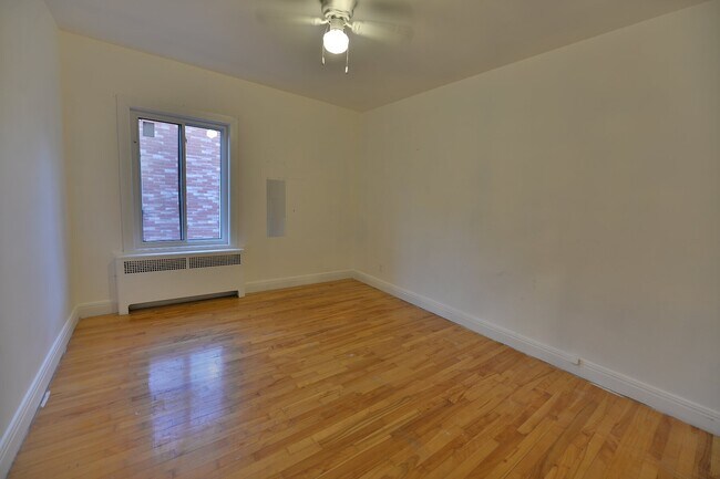 Photo - 973 Rue Tait Unité 4