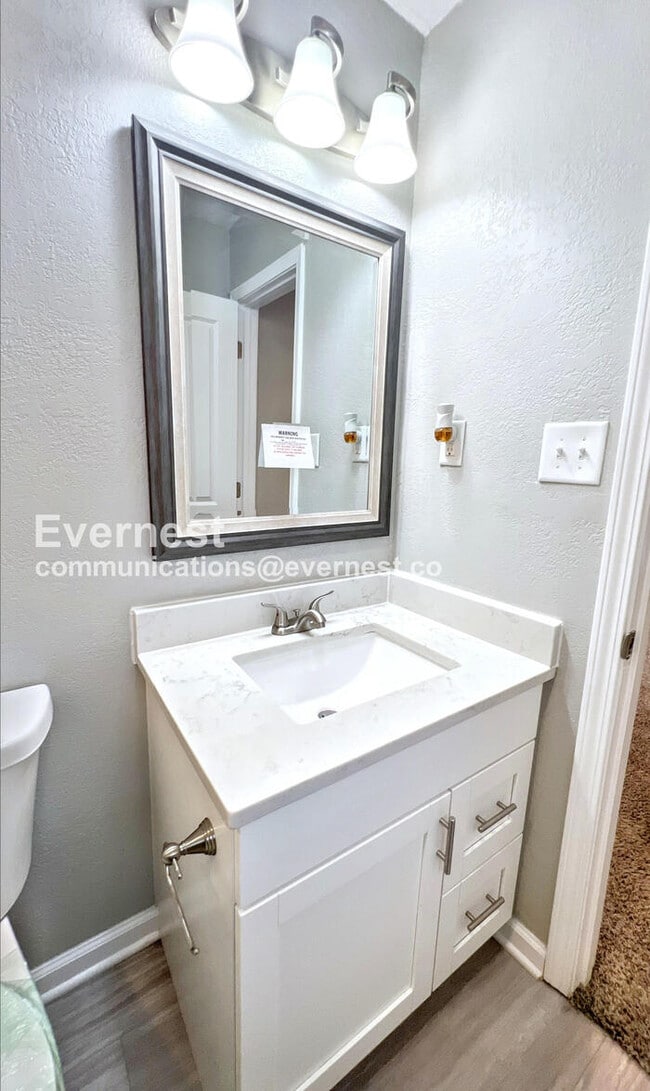 Photo - 13020 Corrington Ave