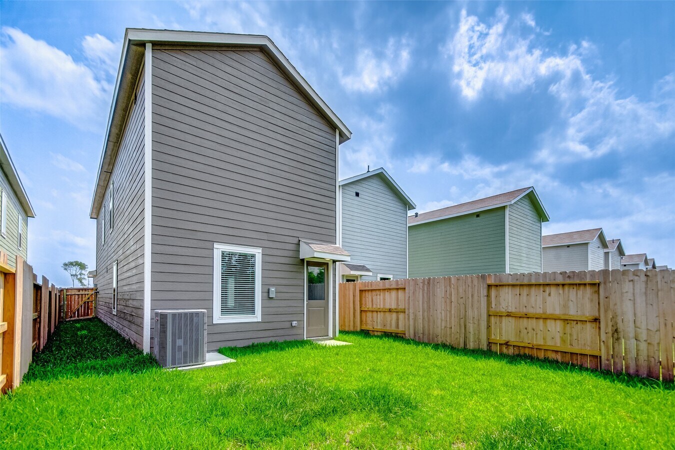 Photo - 21535 Carosella Dr