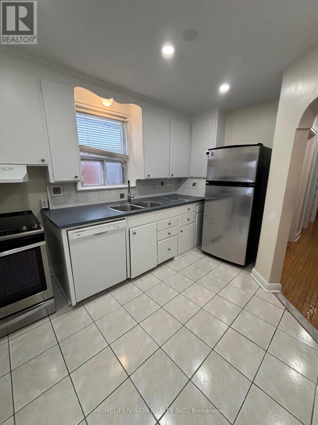 Photo - 34 Inniswood Dr