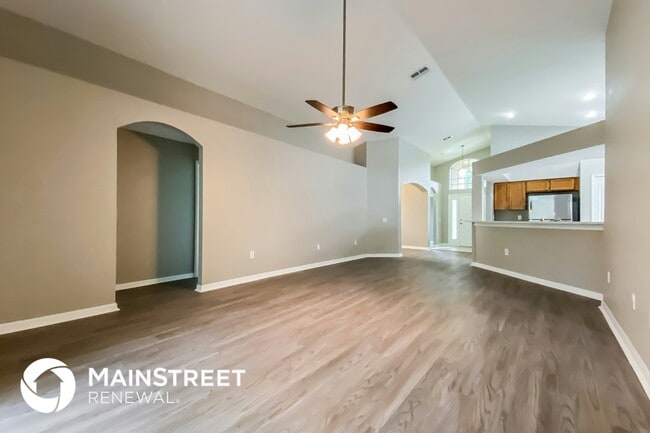 Photo - 13323 Bainbridge Way