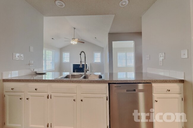 Photo - 2112 Saponi Village Ct