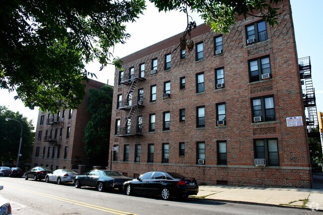 Photo - 151-10 35th Avenue