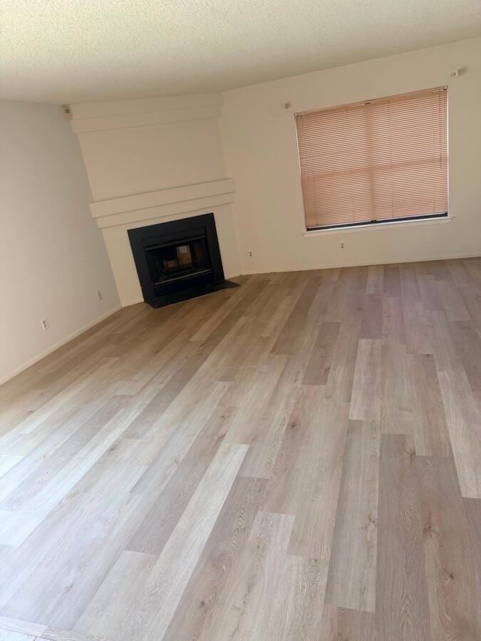 Photo - 8011 Sunshine Trail Dr