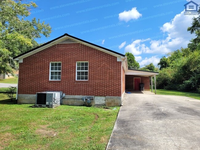 Photo - 205 E 13th St