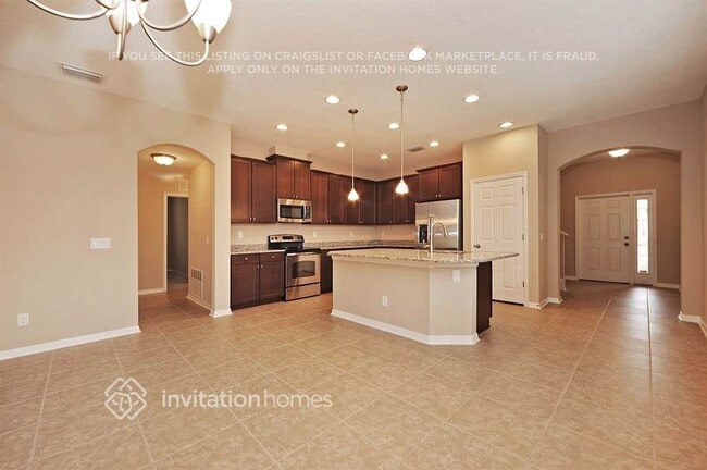 Photo - 4001 91st Ave E
