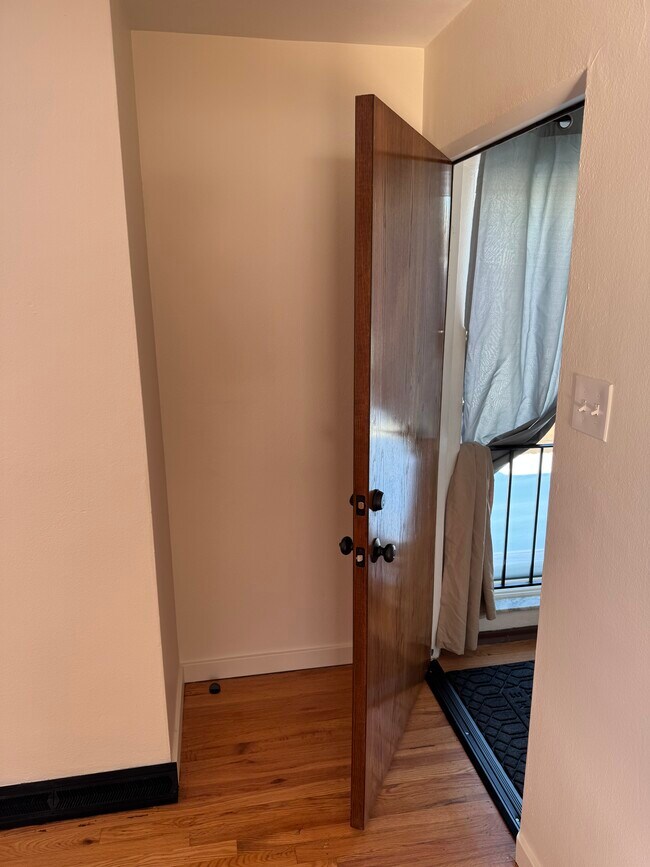 front entry - 3948 Brittany Cir Unit D