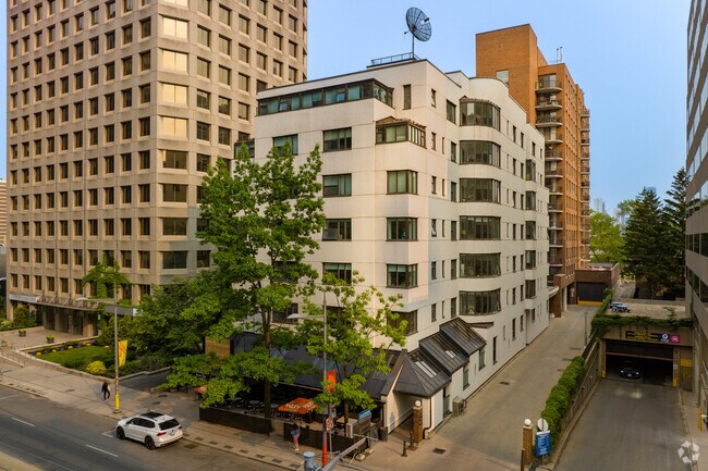 Building Photo - 49 St Clair Ave