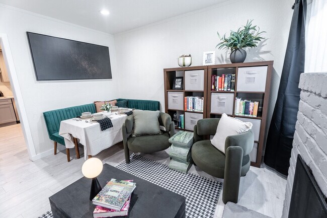 Photo - 2359 Oakwood Dr Unit SI ID1516041P