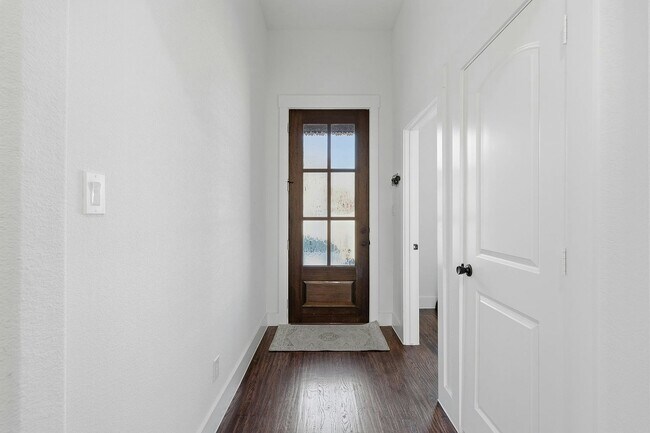 Photo - 1656 Whiterock Dr