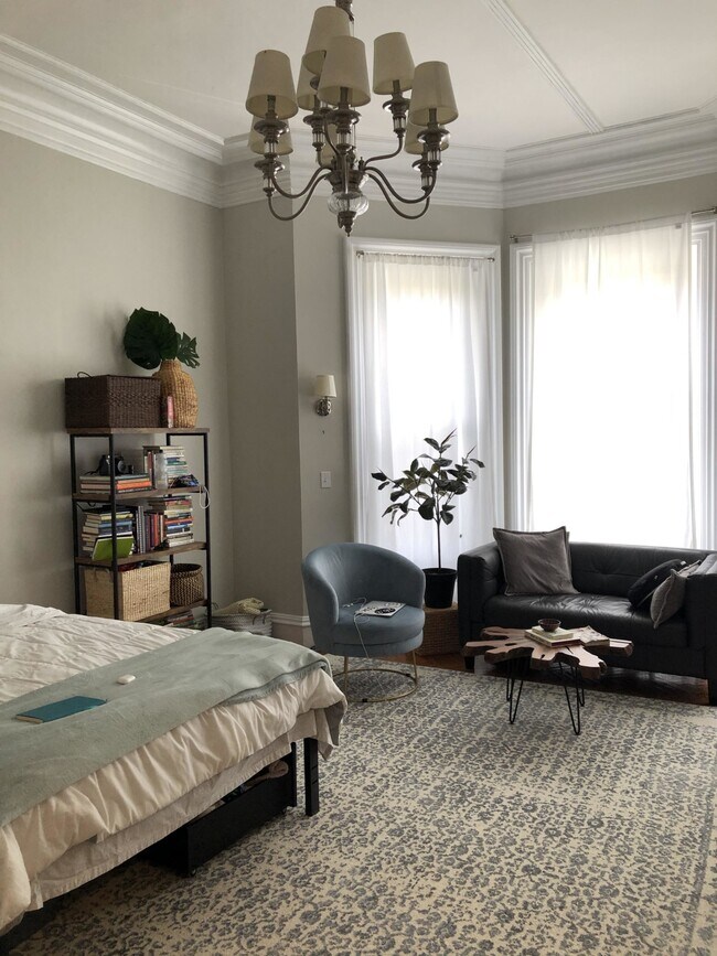 Photo - 307 Beacon St Rental