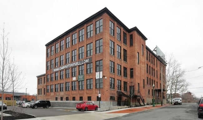 Photo - Oak Knitting Mill Apartments – Franklin Square Available