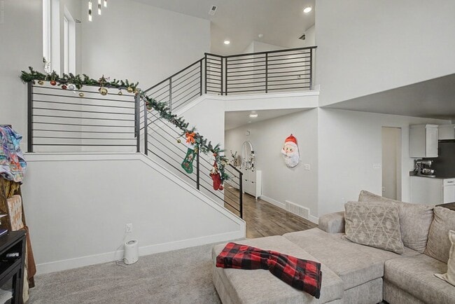 Photo - 1531 W Stone Gate Dr