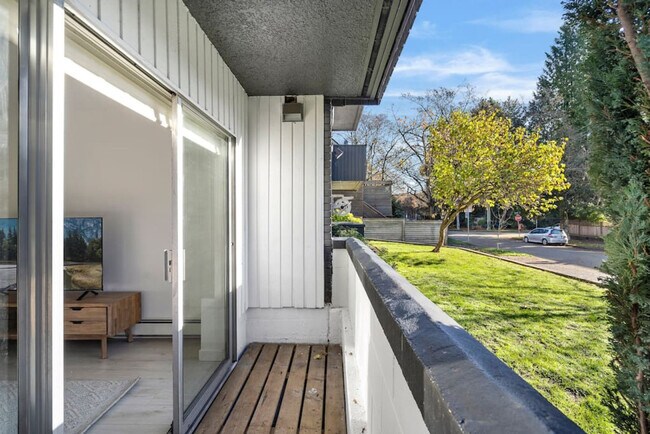 Photo - 2225 W 8th Ave Unit ID1051841P