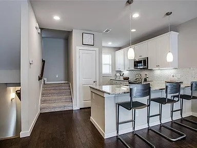 Photo - 5903 Lindell Ave