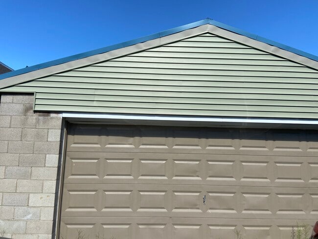 Photo - 216 Seminary Ave Unit Garage