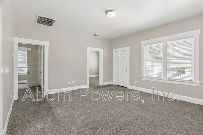 Photo - 2984 Bedford Ave