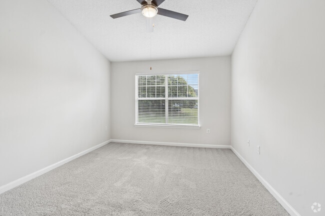 2BR, 2BA 1,533SF - Primary Bedroom