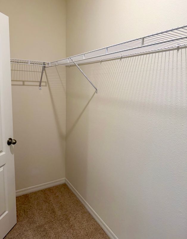 Photo - 824 Horsetail Dr