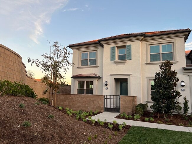 Photo - 104 Sugarwood Townhome