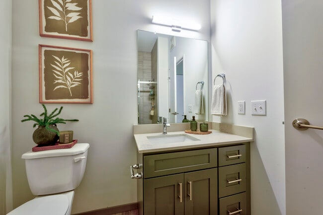 Chateau - Bathroom