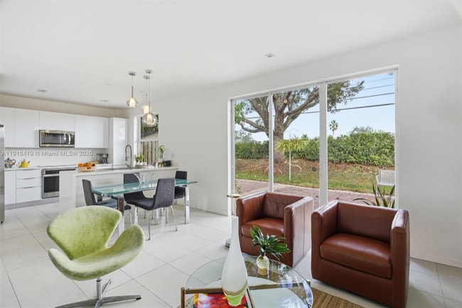 Photo - 16061 NW 24th St