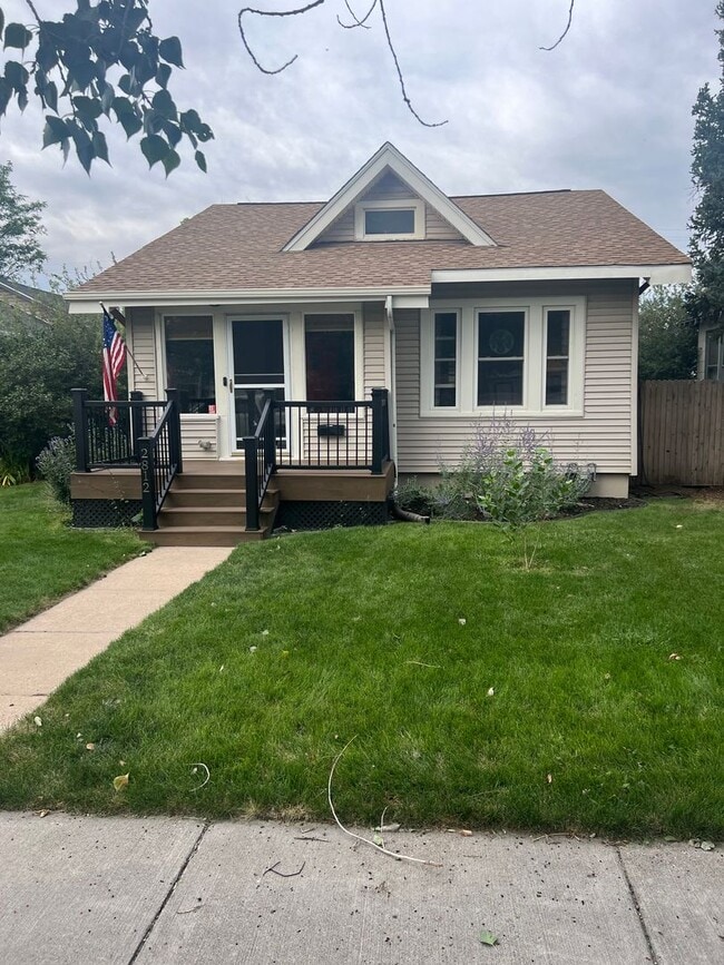 Building Photo - $500 OFF FIRST MONTH'S RENT!!! Rental