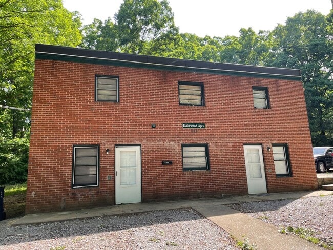 Building Photo - 1392 Unit 214 LAMBERT RD APT #5
