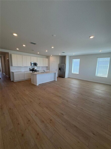 Photo - 5525 Morant Bay Path