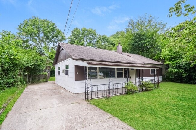 Building Photo - 6917 Sayler Ave Rental