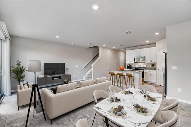 Photo - 5748 SE Edgewater Cir