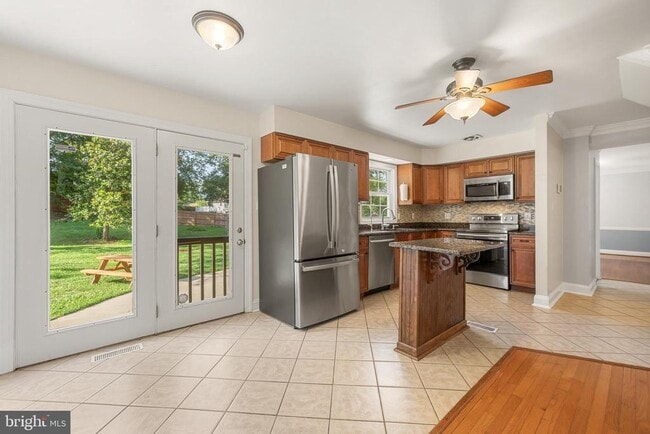 Photo - 13204 Nickleson Dr