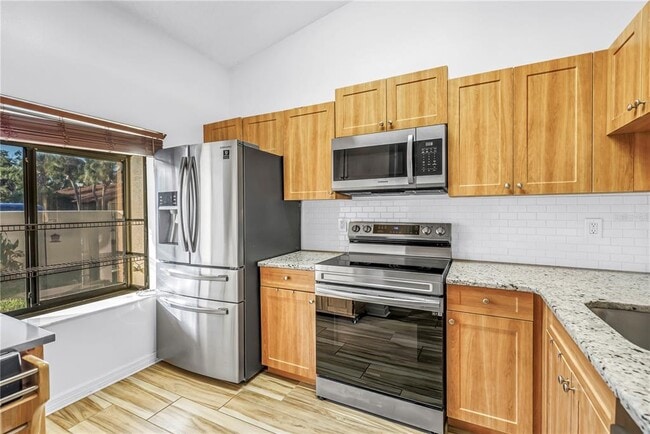 Photo - 8415 Gardens Cir