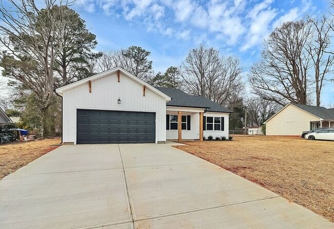 Photo - Brand New 4BD/2BA Ranch In Monroe!