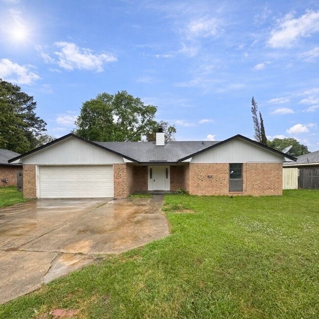 Building Photo - Shreveport Home!
