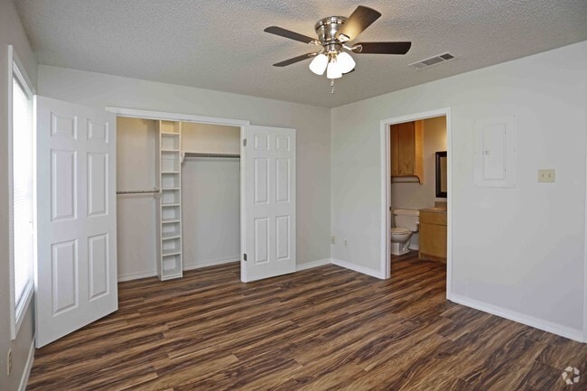 1HAB, 1BA - 690 ft² - HABITACIÓN - Hideaway Place Apartments