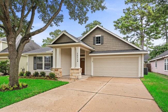 Building Photo - 12719 Hart Hollow Ln