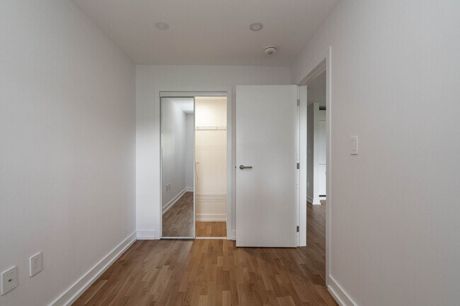 Photo - 230 Oak St Unit 1109