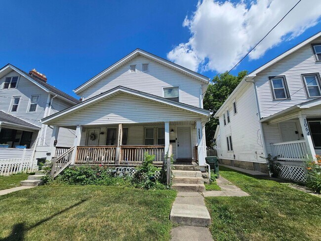 Building Photo - 1068 Scott St Rental
